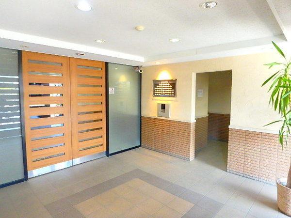 ライオンズマンション市川広尾 エントランス