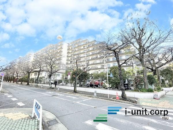 南東向きにつき陽当り良好です。