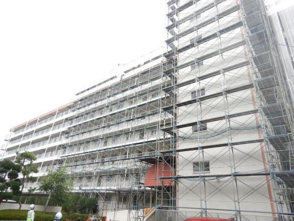 東西線「南行徳」駅より徒歩10分の好立地。