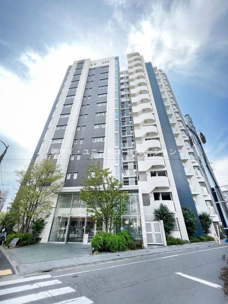 本物件は都営新宿線「船堀駅」より徒歩11分の好立地です。