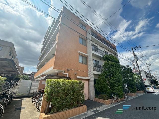 妙典駅から徒歩7分です。