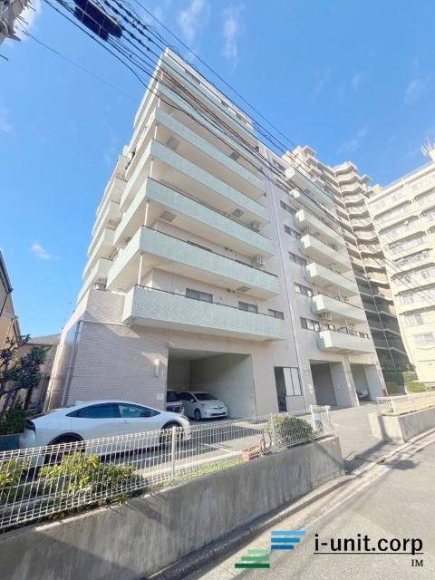 船橋駅徒歩11分で通勤・通学便利です。