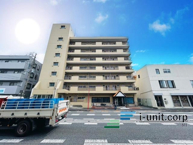 公園が近く、子育てに優しい住環境です。