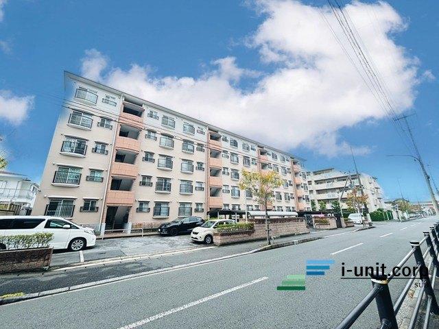 南西向きで陽当り・通風良好です。