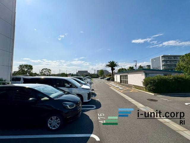 広々とした駐車場です。