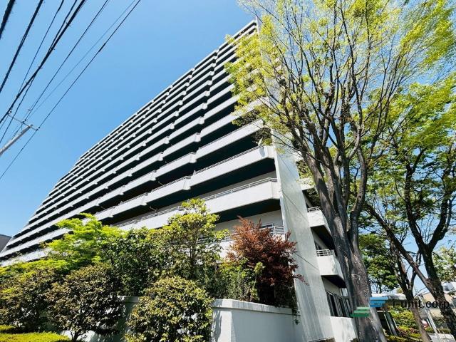 東西線「葛西」駅から徒歩10分と通勤通学も安心です。
