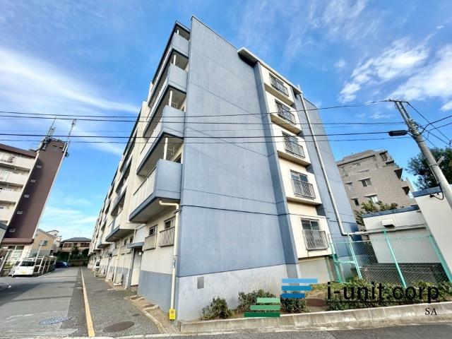 南西向きにつき、陽当たり良好です。