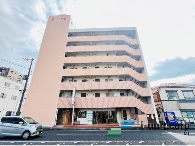 南向きで陽当たり良好です。