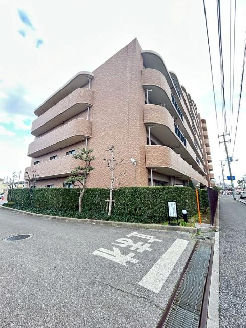 リノベ—ション完工で新築同様です。