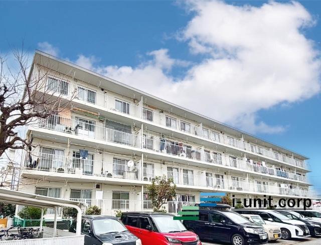 小学校まで徒歩5分！お子様の通学も安心ですね。