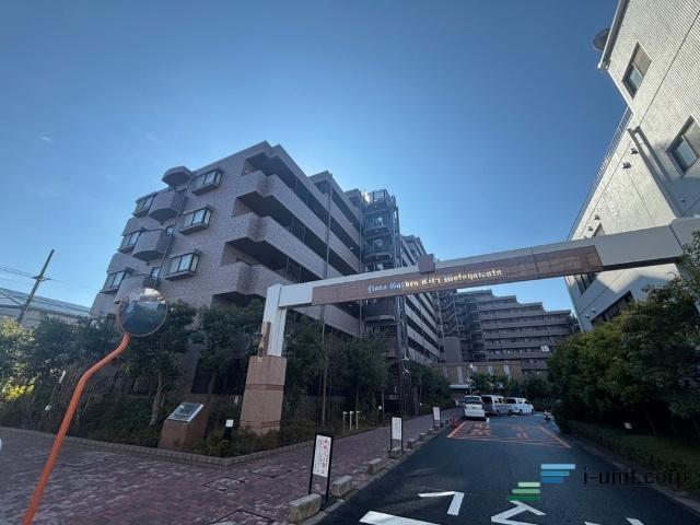 ３駅利用可能で通勤通学に便利です。