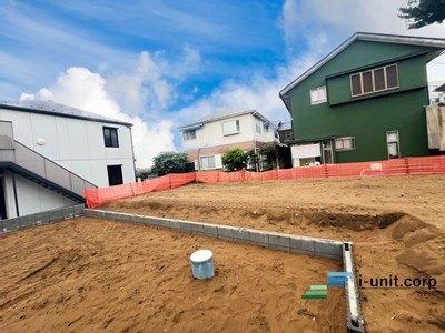 雰囲気の良い閑静な住宅街です
