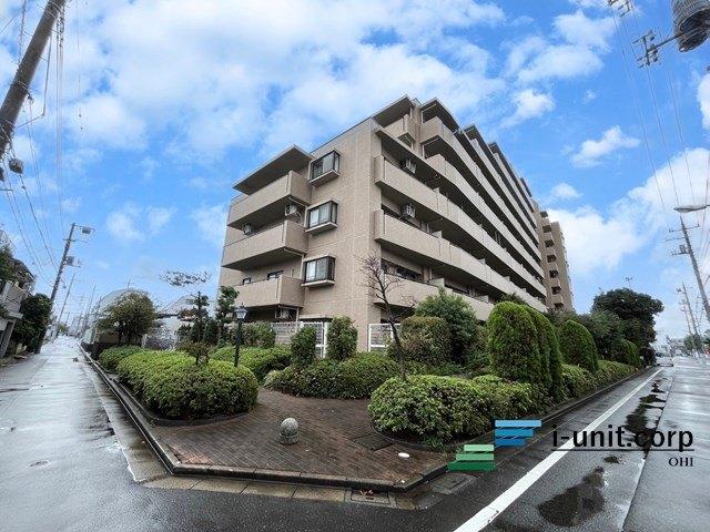 雰囲気の良い閑静な住宅街です。