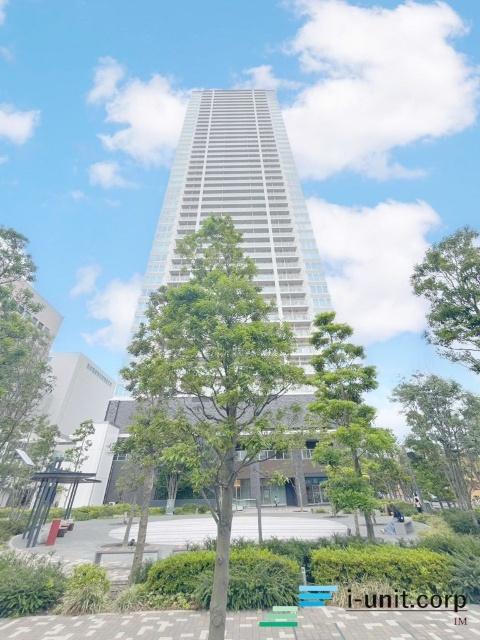 免震タワーマンションです。