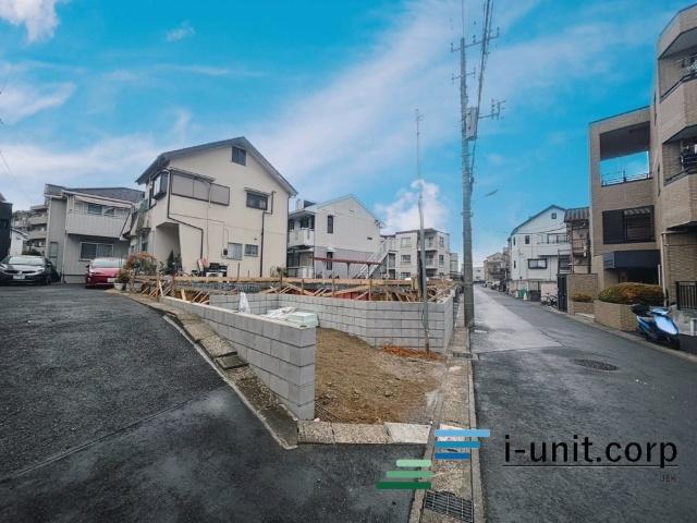 温もりを感じさせる外観です。