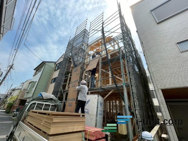 総武中央線｢本八幡｣駅徒歩9分です。
