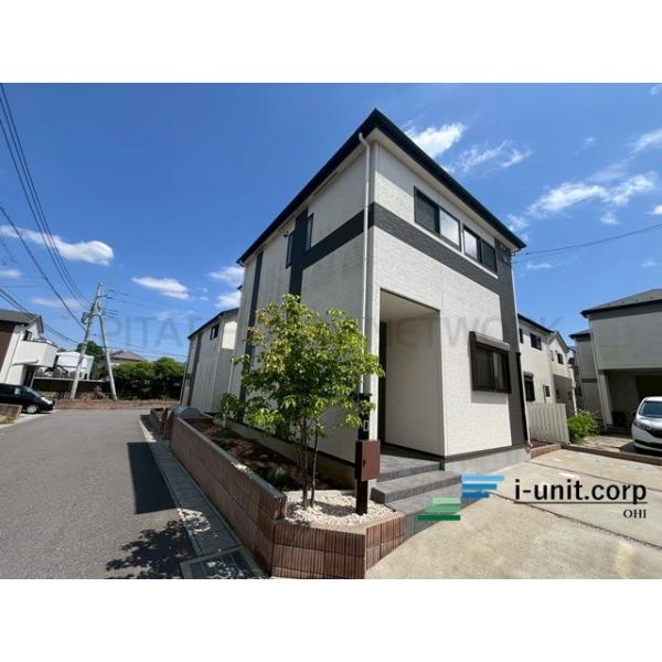 陽だまり角地！駅徒歩10分！坂なし