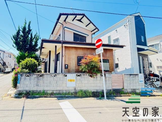 周辺環境も充実した暮らしやすい環境です。