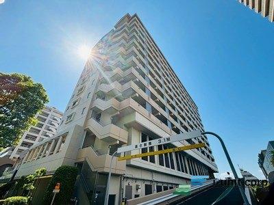本物件は閑静な住宅街に位置しています。落ち着いた生活ができそうですね。