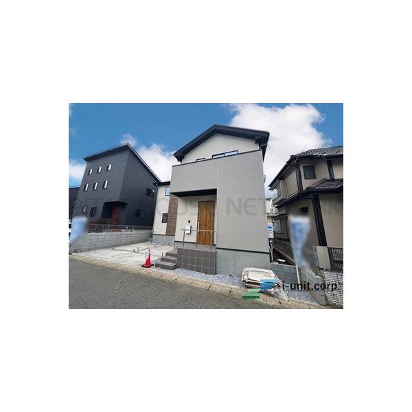 本物件は閑静な住宅街に位置しています。落ち着いた生活ができそうですね。