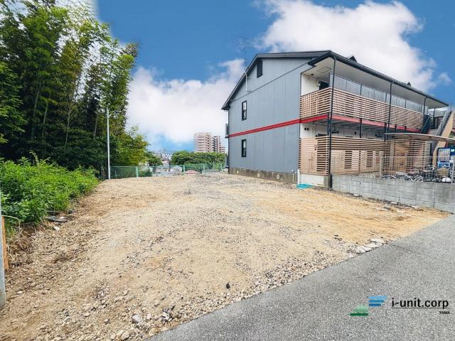 建築条件なしの土地です。
