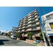 本物件は閑静な住宅街に位置しています。落ち着いた生活ができそうですね。
