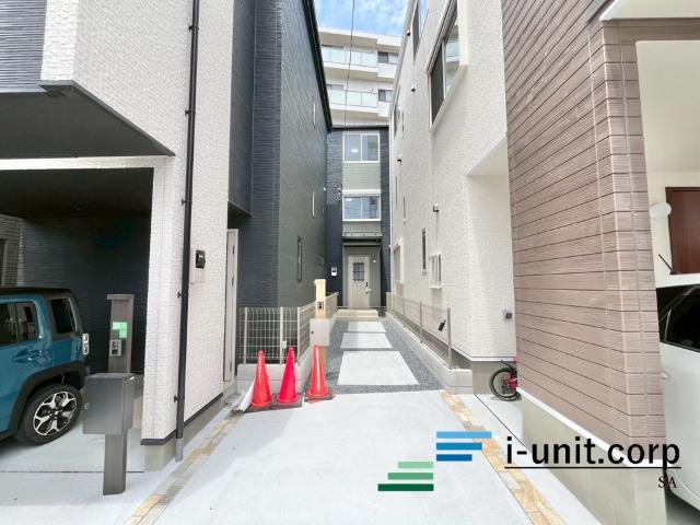 JR総武線『西船橋』駅徒歩9分です。