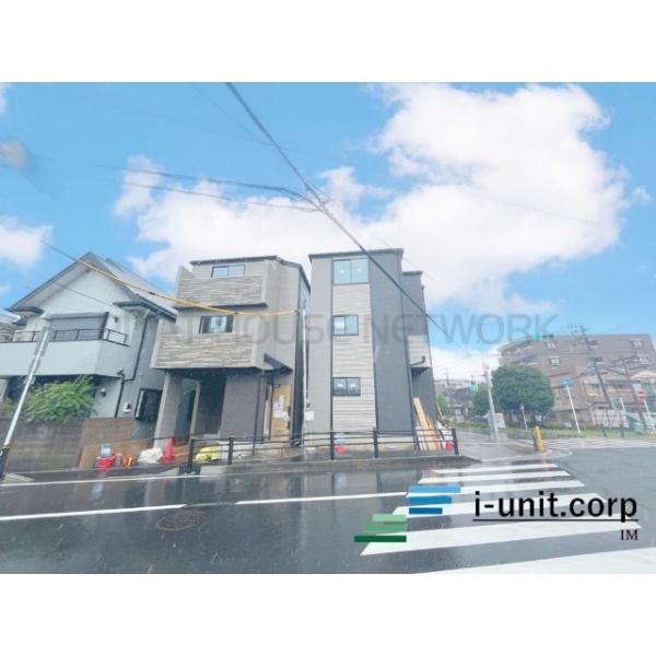 浦安駅10分です。