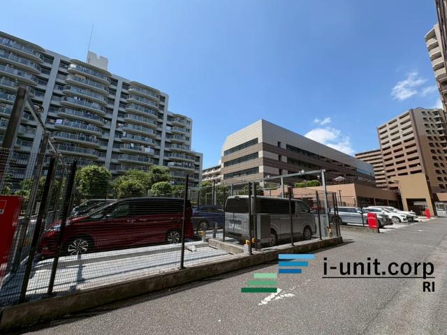 ライオンズプラザ西葛西 駐車場