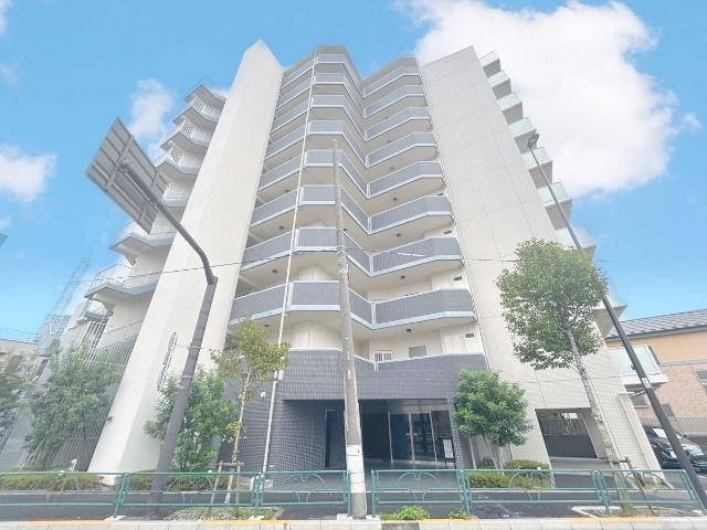 総武線小岩駅徒歩７分です。