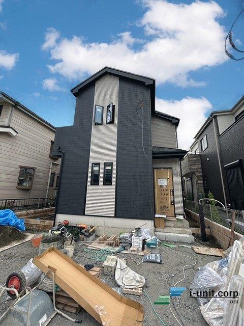 カースペース最大3台駐車可能です。