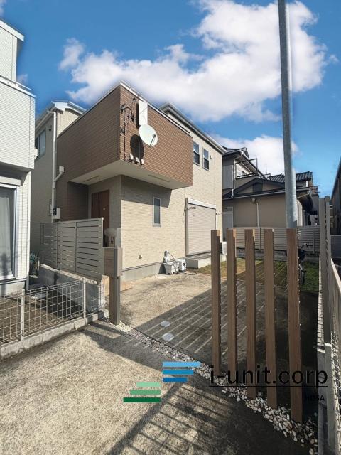 令和1年11月築の築浅物件