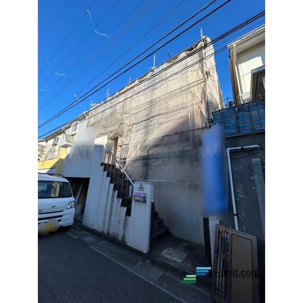 東武野田線「塚田」駅徒歩12分の好立地です。