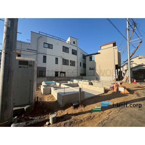 京成本線「鬼越駅」徒歩2分の好立地です。