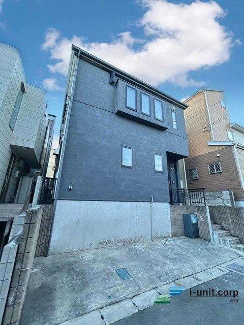 武蔵野線「船橋法典」駅徒歩12分の好立地です。