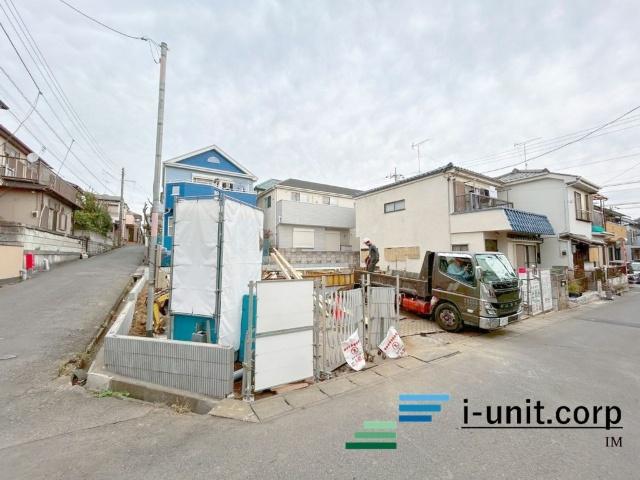 角地なので日当たり良好です。