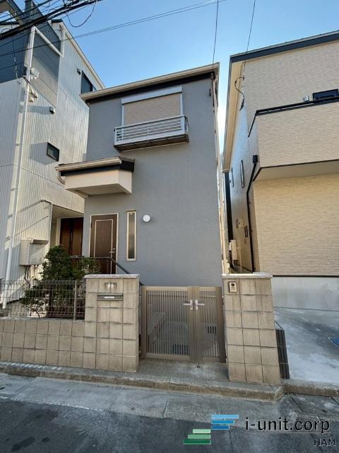 今日も、明日も、この街で、きっと誰かが幸せになる物語が描かれていくはずです。、周辺環境や街並みなど、資料には掲載していない情報を是非現地でご確認下さい。