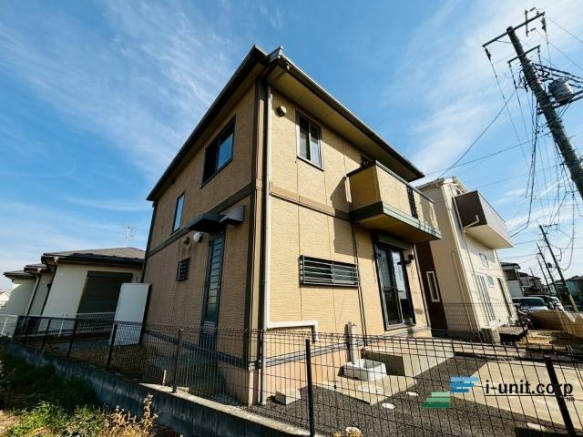 本物件は閑静な住宅街に位置しています。落ち着いた生活ができそうですね。