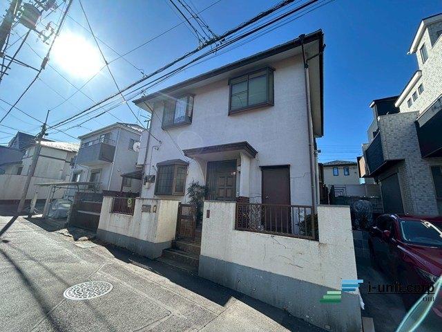 土地約35.9坪の整形地です。