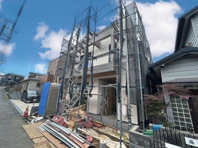 憧れの屋上付きです。