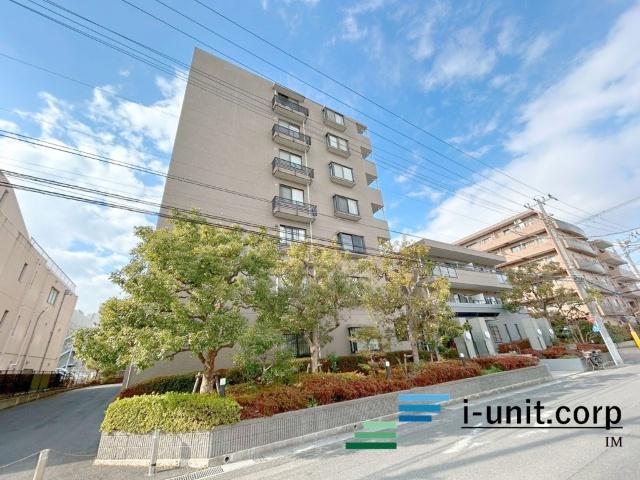 周辺環境も充実しています。