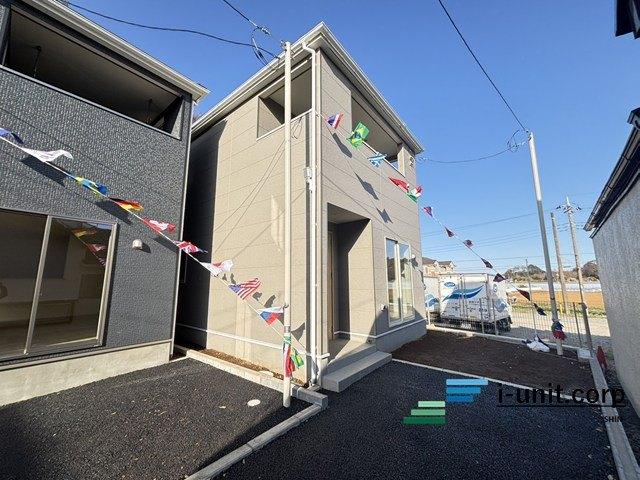 今日も、明日も、この街で、きっと誰かが幸せになる物語が描かれているはずです。