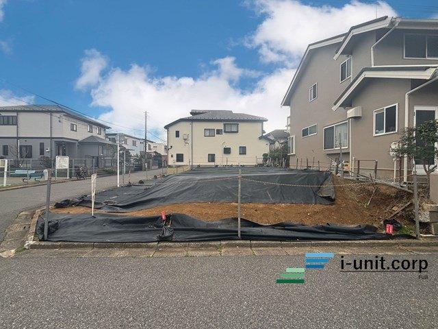 「高根木戸駅」徒歩3分の好立地です。