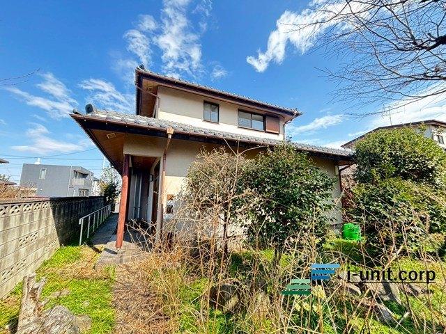 今日も、明日も、この街で、きっと誰かが幸せになる物語が描かれているはずです。