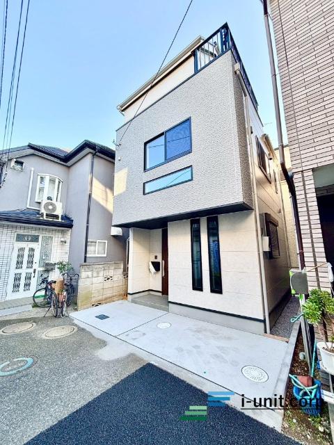 今日も、明日も、この街で、きっと誰かが幸せになる物語が描かれていくはずです。