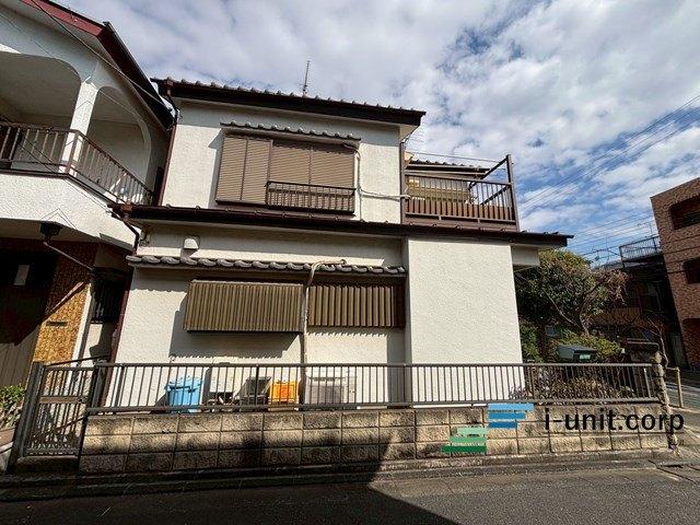 都営新宿線「篠崎駅」徒歩10分です。