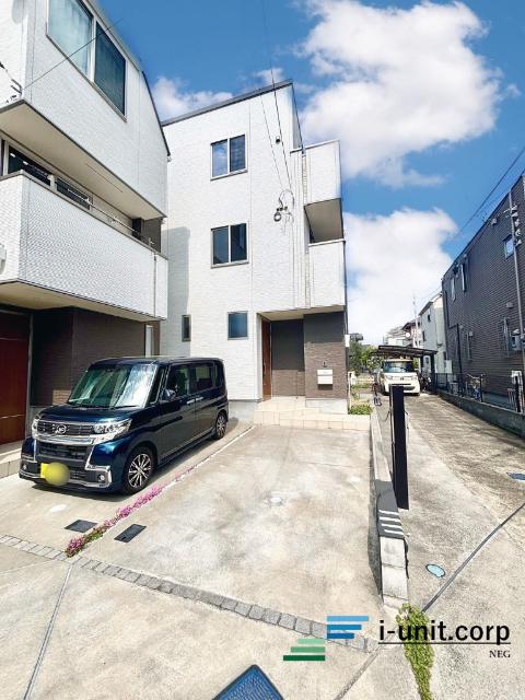 今日も、明日も、この街で、きっと誰かが幸せになる物語が描かれていくはずです。