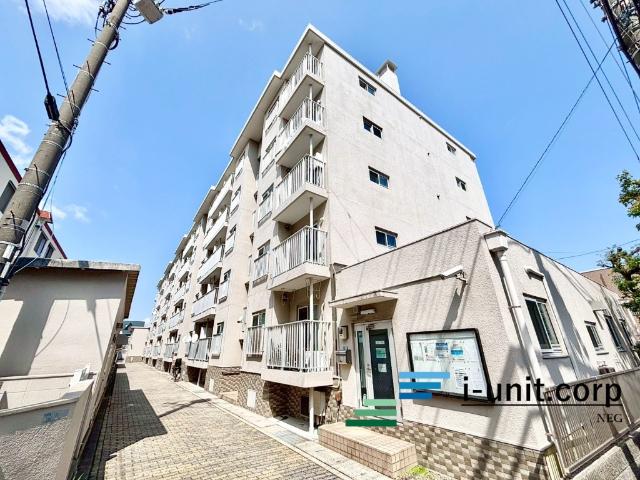 今日も、明日も、この街で、きっと誰かが幸せになる物語が描かれていくはずです。