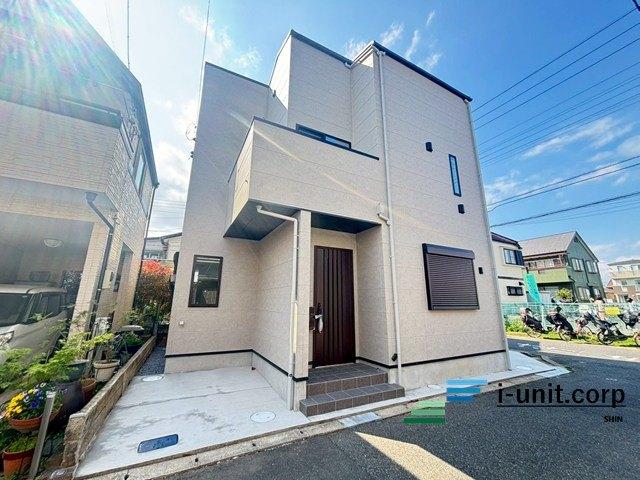 今日も、明日も、この街で、きっと誰かが幸せになる物語が描かれているはずです。