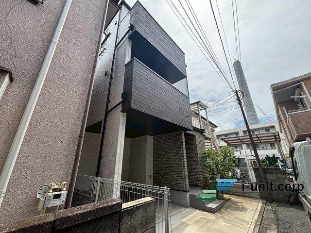 都営新宿線「瑞江」駅徒歩１７分です。